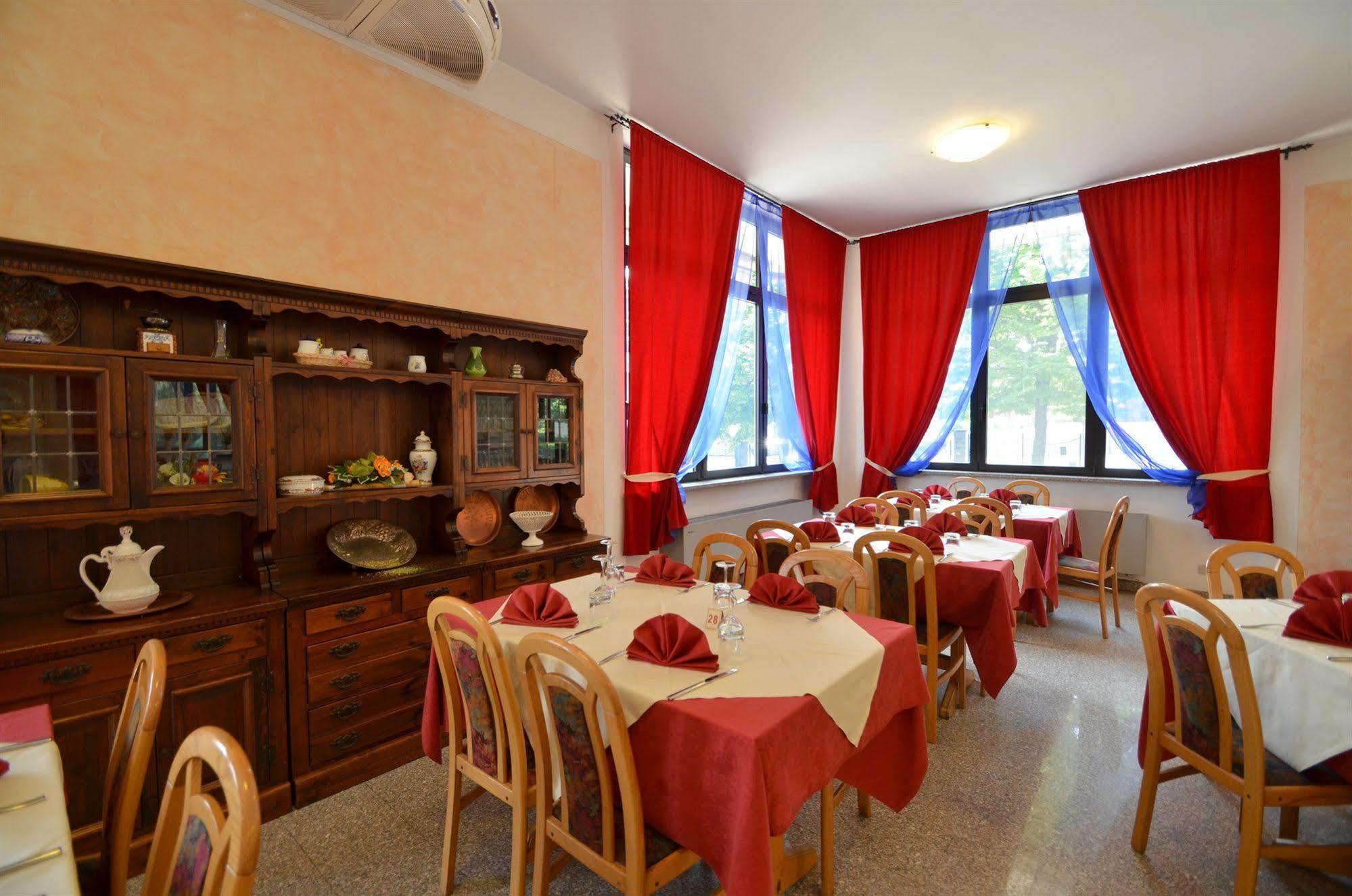Rio Hotel Rivalta di Torino Luaran gambar