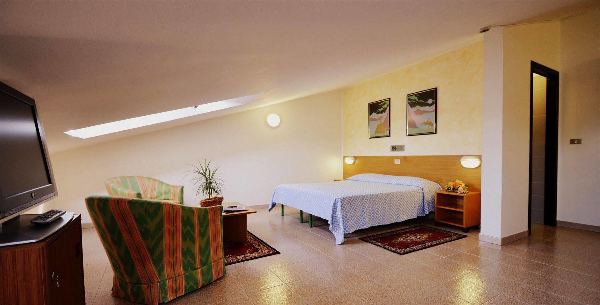 Rio Hotel Rivalta di Torino Luaran gambar