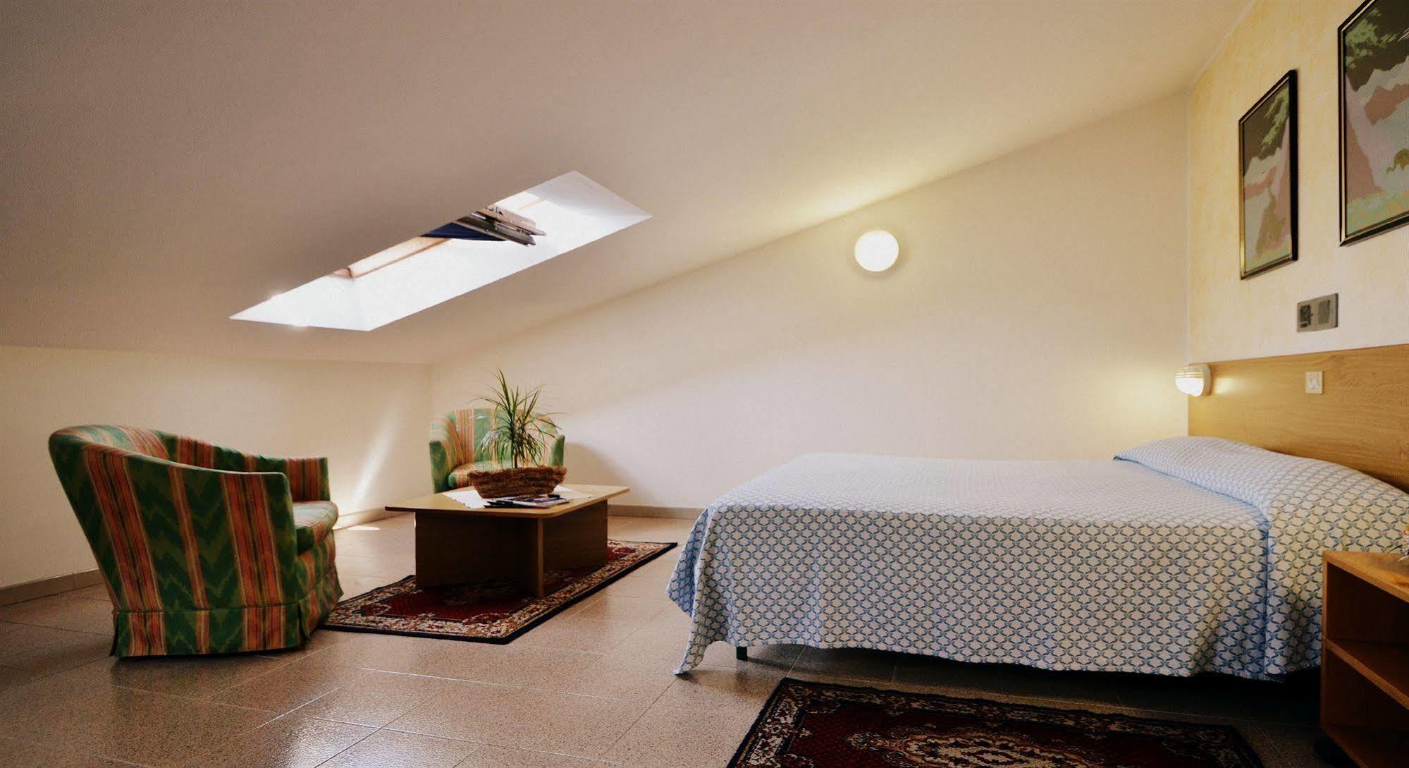 Rio Hotel Rivalta di Torino Luaran gambar